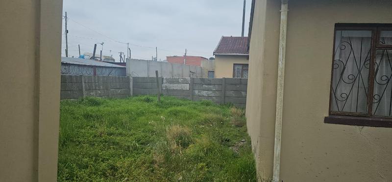 3 Bedroom Property for Sale in Browns Farm Western Cape